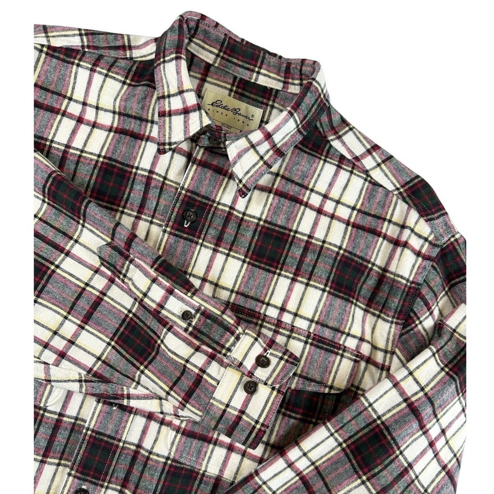 Eddie Bauer Men's Relaxed Fit Plaid Flannel Button Down Shirt Ivory‎ Red Medium